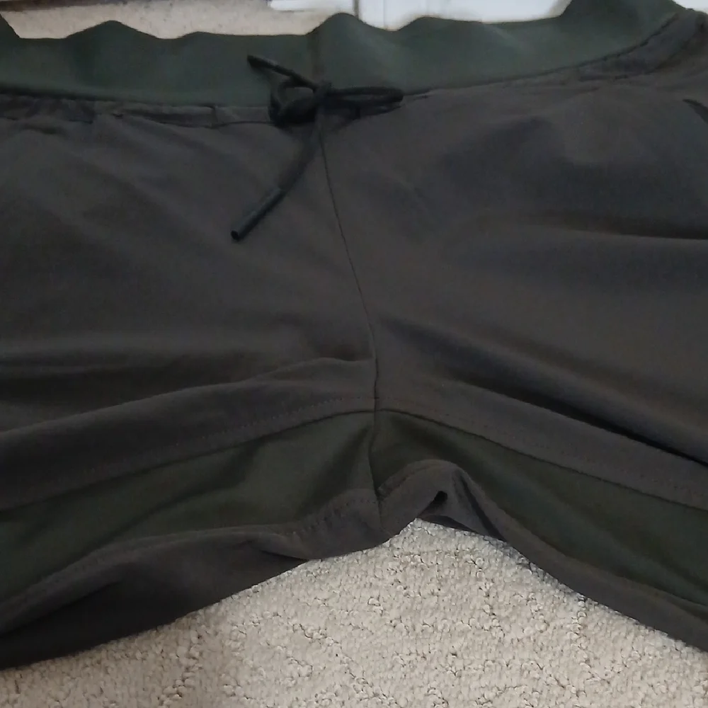 Athleta Joggers - Picture 12 of 12